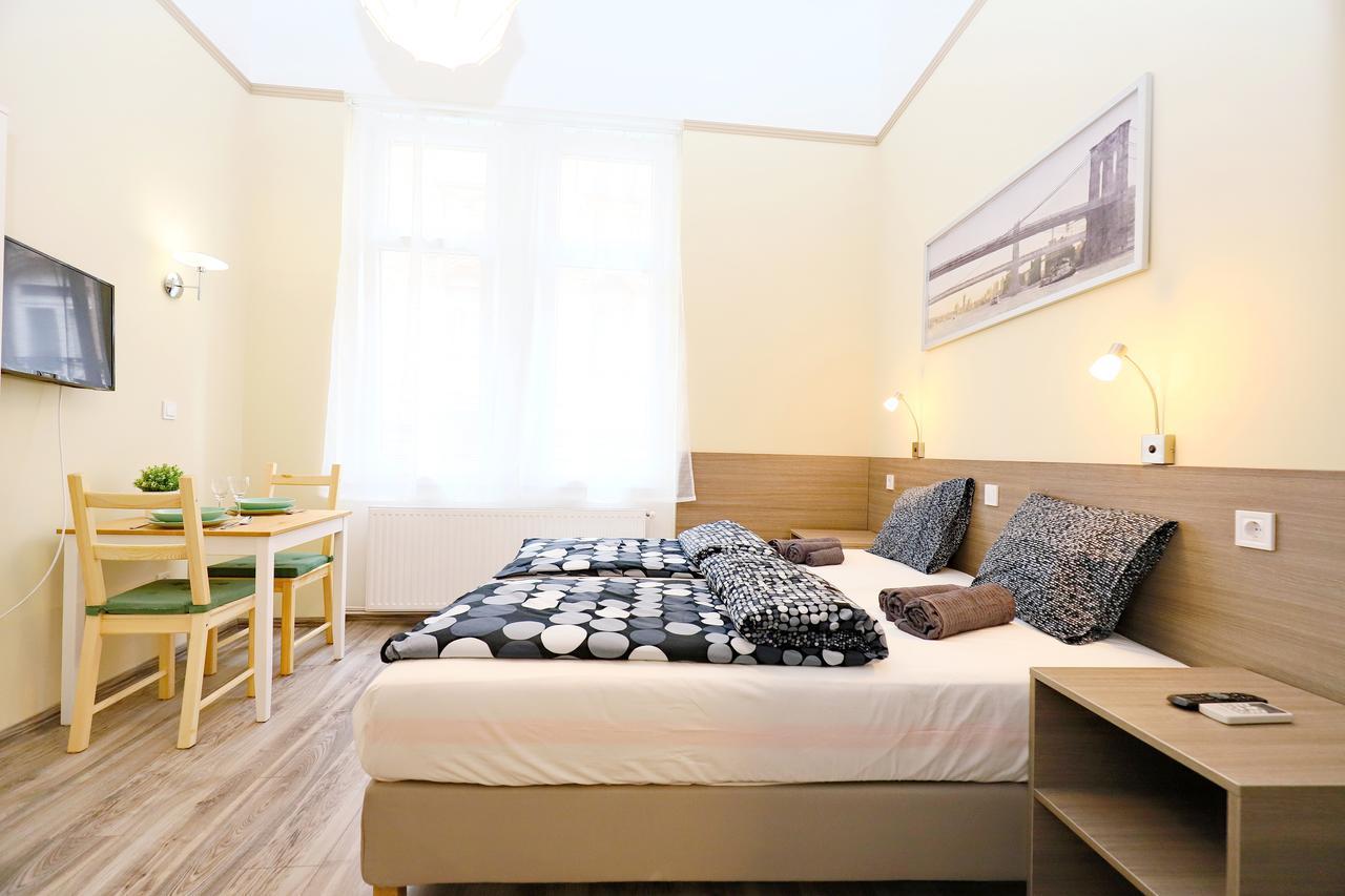 Vaci Apartments Budapeste Exterior foto