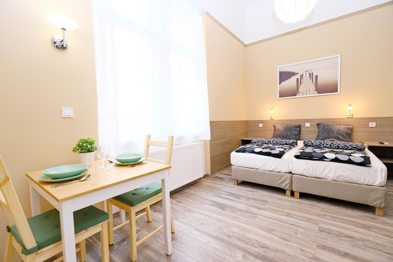 Vaci Apartments Budapeste Exterior foto